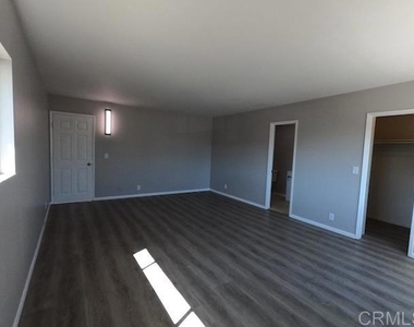 273 Date Avenue - Photo Thumbnail 12