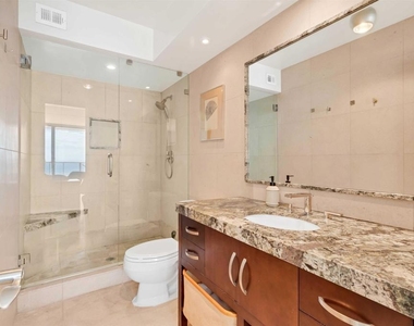 1720 Avenida Del Mundo - Photo Thumbnail 13