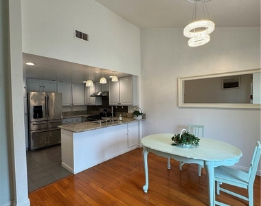 436 Fairview - Photo Thumbnail 21