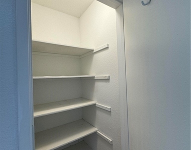 436 Fairview - Photo Thumbnail 44