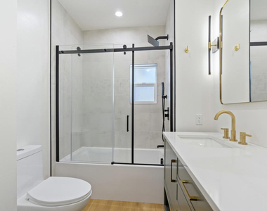 83 S Greenwood Avenue - Photo Thumbnail 19