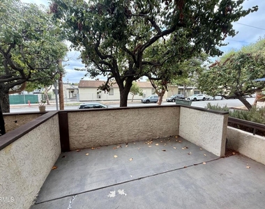 335 Wallis Street - Photo Thumbnail 18