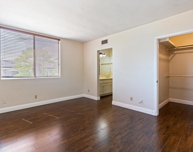 20575 Fuerte Drive - Photo Thumbnail 27