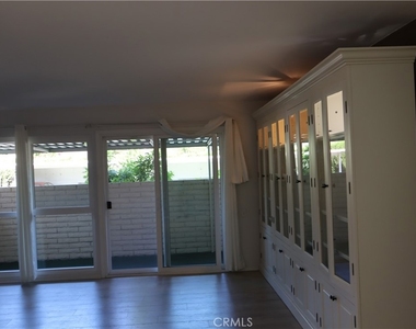 3169 Via Vista - Photo Thumbnail 6