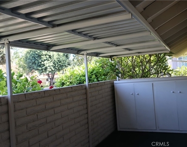 3169 Via Vista - Photo Thumbnail 10