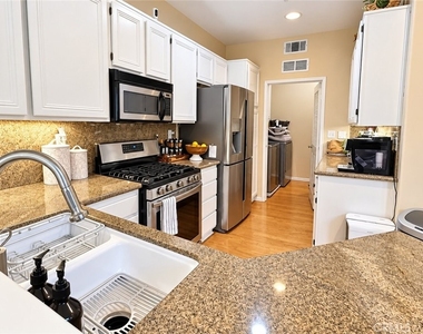 137 Islington - Photo Thumbnail 5
