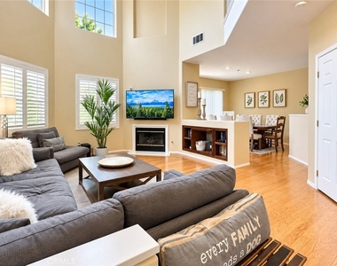 137 Islington - Photo Thumbnail 1