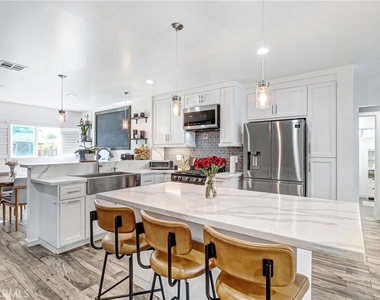 128 E Penn - Photo Thumbnail 5