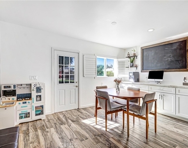 128 E Penn - Photo Thumbnail 8