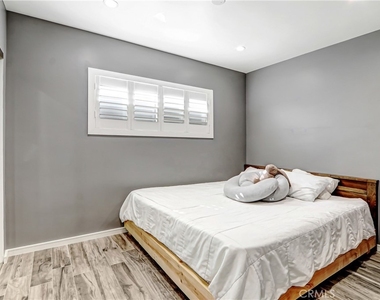 128 E Penn - Photo Thumbnail 12