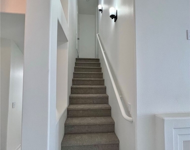 28745 La Triana - Photo Thumbnail 12