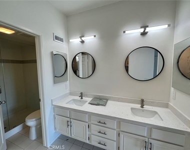 28745 La Triana - Photo Thumbnail 7