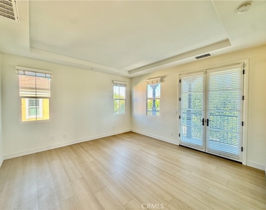 112 Crescent Moon - Photo Thumbnail 14