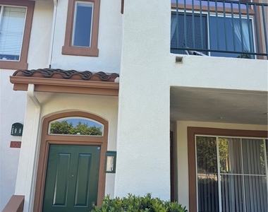 3006 Ladrillo Aisle - Photo Thumbnail 1