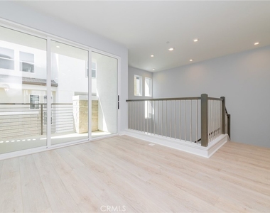 2653 Everly Dr - Photo Thumbnail 34