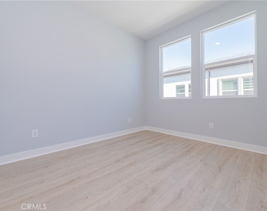 2653 Everly Dr - Photo Thumbnail 23