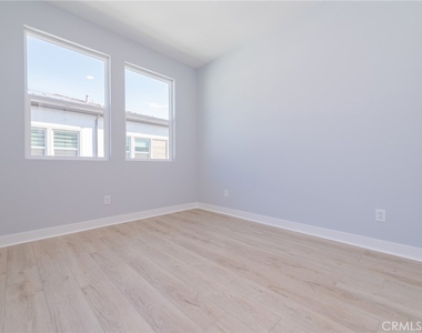 2653 Everly Dr - Photo Thumbnail 13