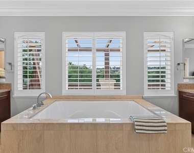 9 Sunningdale - Photo Thumbnail 44
