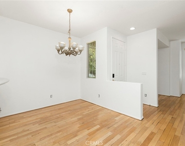 4 Toribeth Street - Photo Thumbnail 2