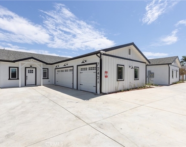 7242 Valley View - Photo Thumbnail 10