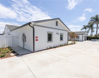 7242 Valley View - Photo Thumbnail 12