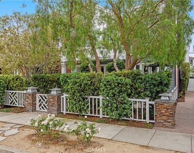 314 1/2 Larkspur Avenue - Photo Thumbnail 27