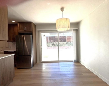 4817 Allied Rd - Photo Thumbnail 6