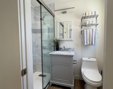 4817 Allied Rd - Photo Thumbnail 11