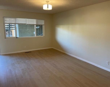 4416 Moorpark Ave - Photo Thumbnail 1