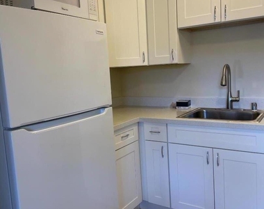 4416 Moorpark Ave - Photo Thumbnail 4