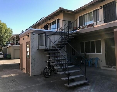 4416 Moorpark Ave - Photo Thumbnail 15