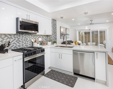 25656 Fishermans Drive - Photo Thumbnail 6