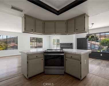 30745 Long Point Drive - Photo Thumbnail 17