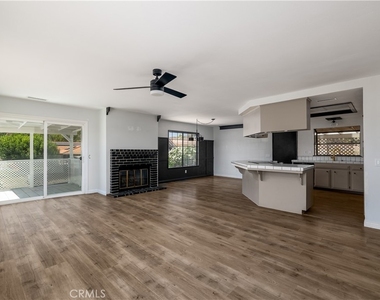 30745 Long Point Drive - Photo Thumbnail 14