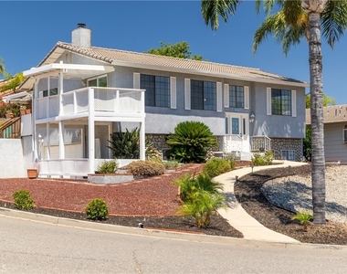 30745 Long Point Drive - Photo Thumbnail 4
