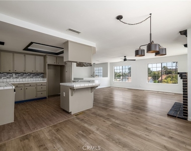 30745 Long Point Drive - Photo Thumbnail 11