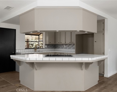 30745 Long Point Drive - Photo Thumbnail 12