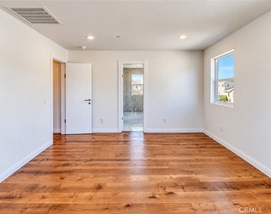 14424 Buvan Court - Photo Thumbnail 14