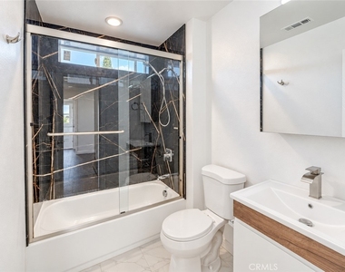 14424 Buvan Court - Photo Thumbnail 22