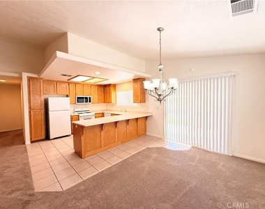 15681 Kingswood Drive - Photo Thumbnail 7