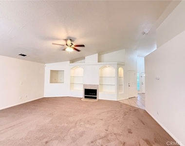 15681 Kingswood Drive - Photo Thumbnail 3
