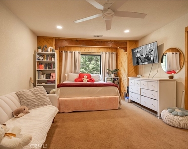 1608 Cascade - Photo Thumbnail 17