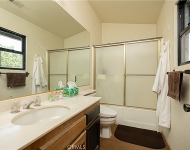 1608 Cascade - Photo Thumbnail 21