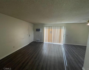 8647 Calle Del Prado - Photo Thumbnail 6