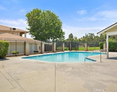 8647 Calle Del Prado - Photo Thumbnail 11