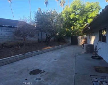 955 Le Conte Drive - Photo Thumbnail 12