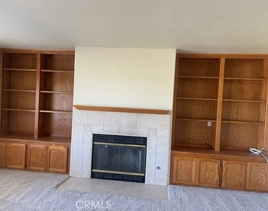 27401 Lakeview - Photo Thumbnail 8