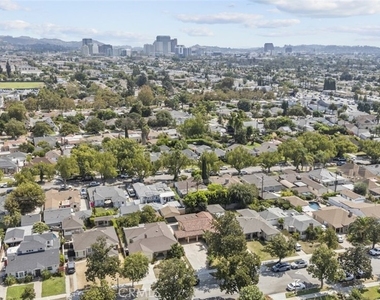 1134 Graynold Avenue - Photo Thumbnail 8