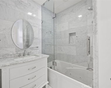 1134 Graynold Avenue - Photo Thumbnail 29