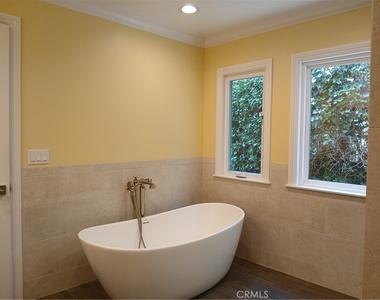 17367 Quesan Place - Photo Thumbnail 13